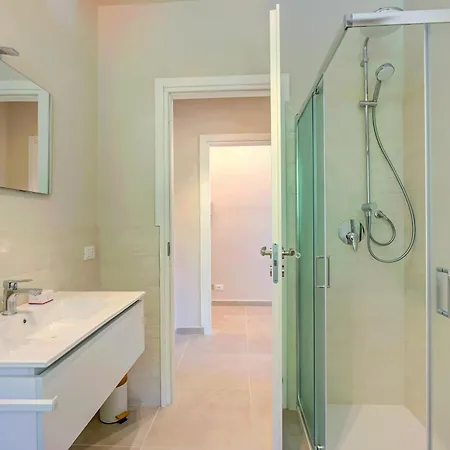 The Golden View: 2-bed W/ Ac - Happy * Belgirate