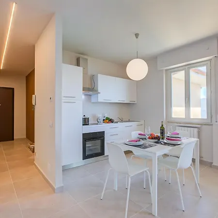 Lejlighed The Golden View: 2-bed W/ Ac - Happy