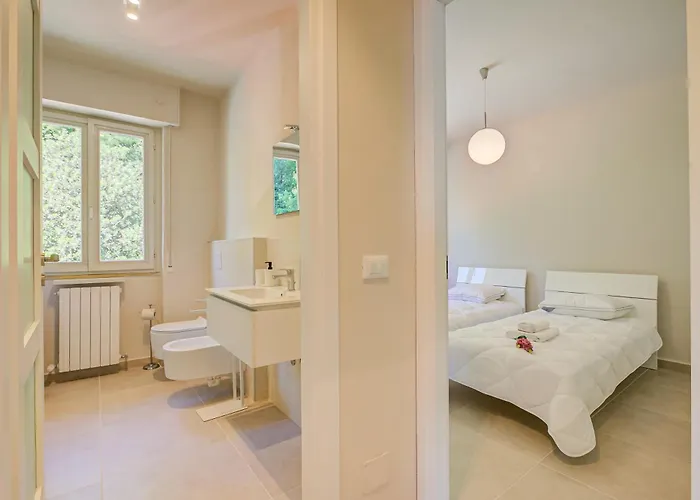 The Golden View - Happy * Belgirate