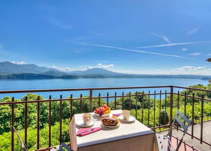 The Golden View - Happy Apartman