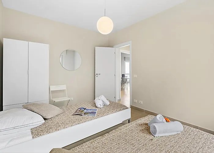 The Golden View - Happy Apartman